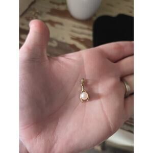 Vintage Gold Tone Wishbone Pendant White Pearl Lucky Charm Necklace Pendant Luck